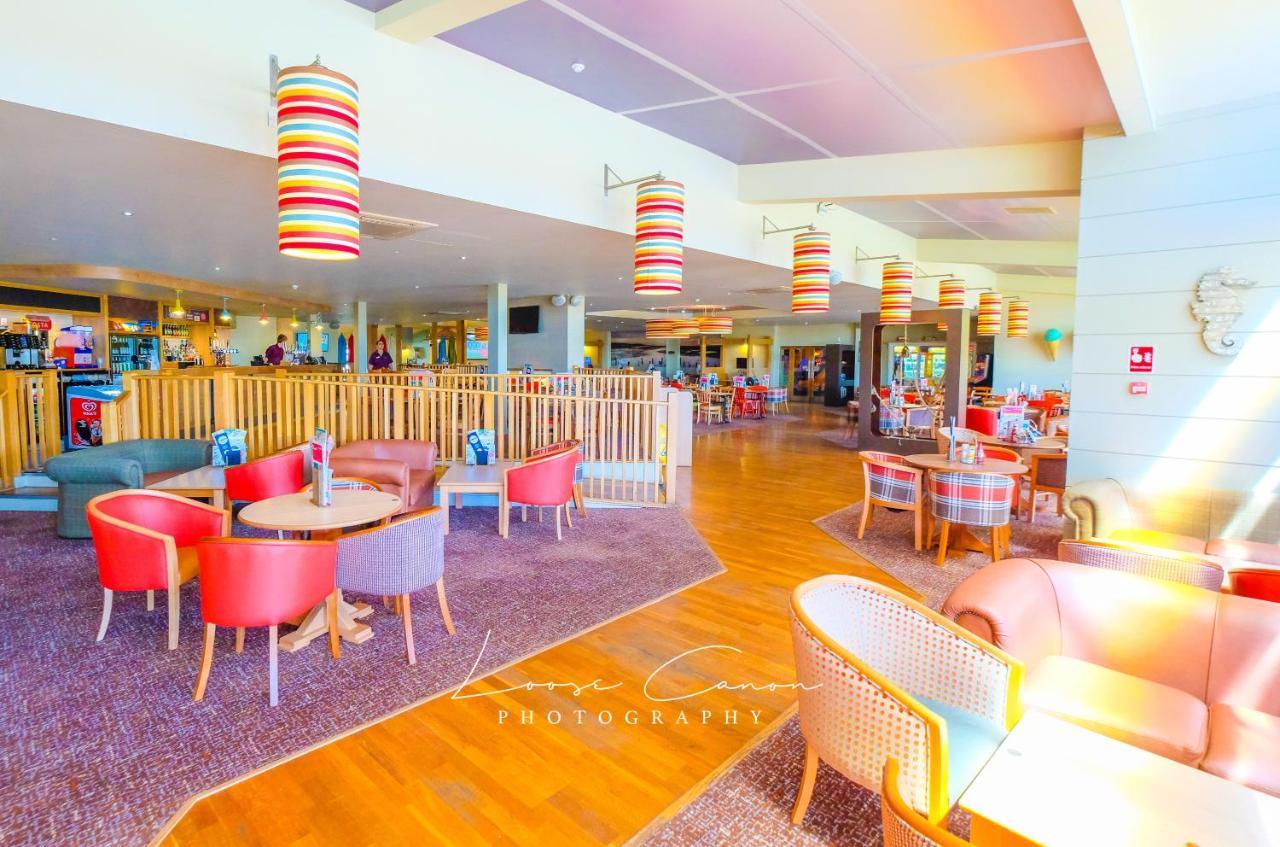 Big Skies Platinum Plus Holiday Home With Wifi, Netflix, Dishwasher, Decking Camber エクステリア 写真